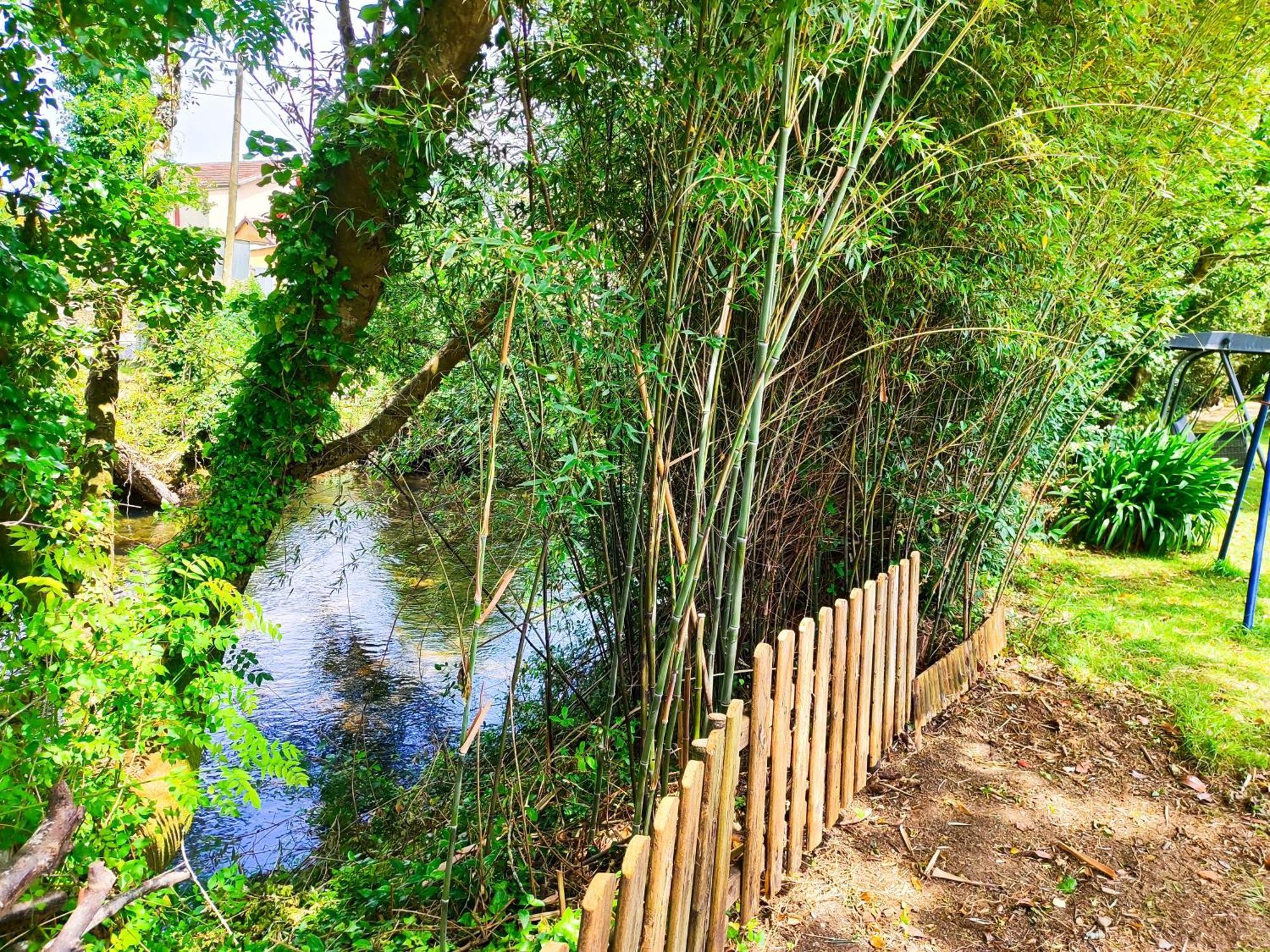 A Casina Do Rio Hébergement de vacances Neda